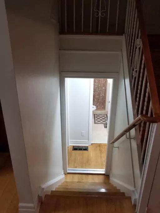 Private Rooms 5 Min Finch West Subway - York University Toronto Esterno foto