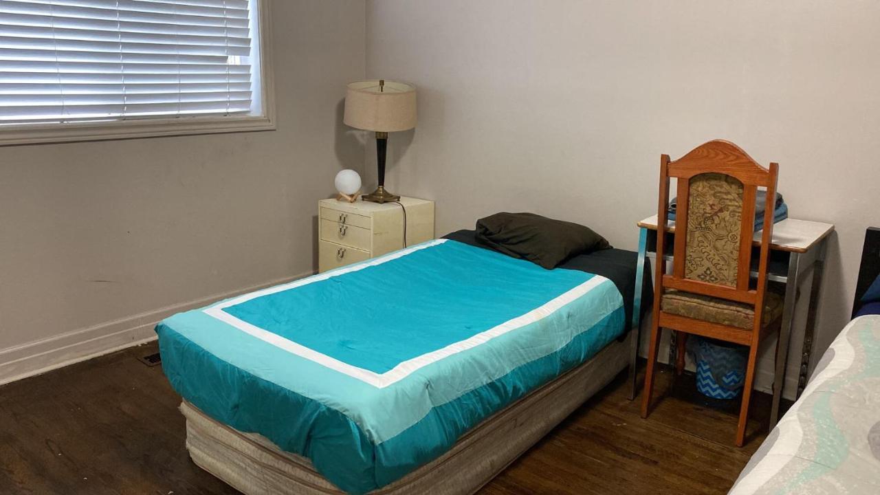 Private Rooms 5 Min Finch West Subway - York University Toronto Esterno foto